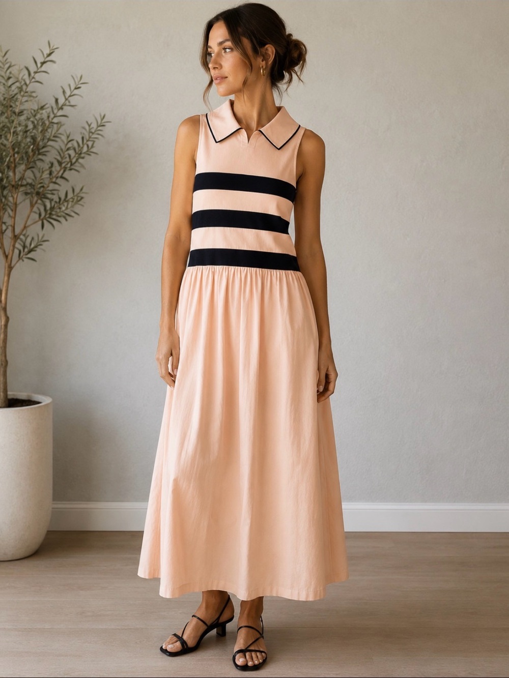 Tuckernuck Women’s Cream & Navy Knit Midi Dress Size Small